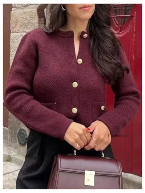 Oversized Chunky Knit Cardigan with Wooden Toggle Buttons and Pockets - Picture 6 of 6